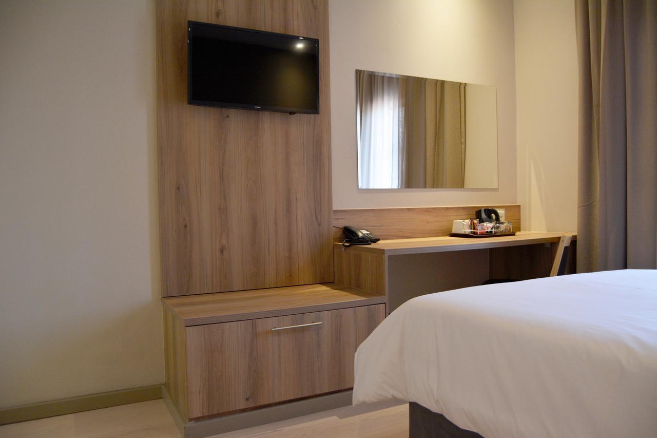 Regal Inn Hotel Midrand Ngoại thất bức ảnh