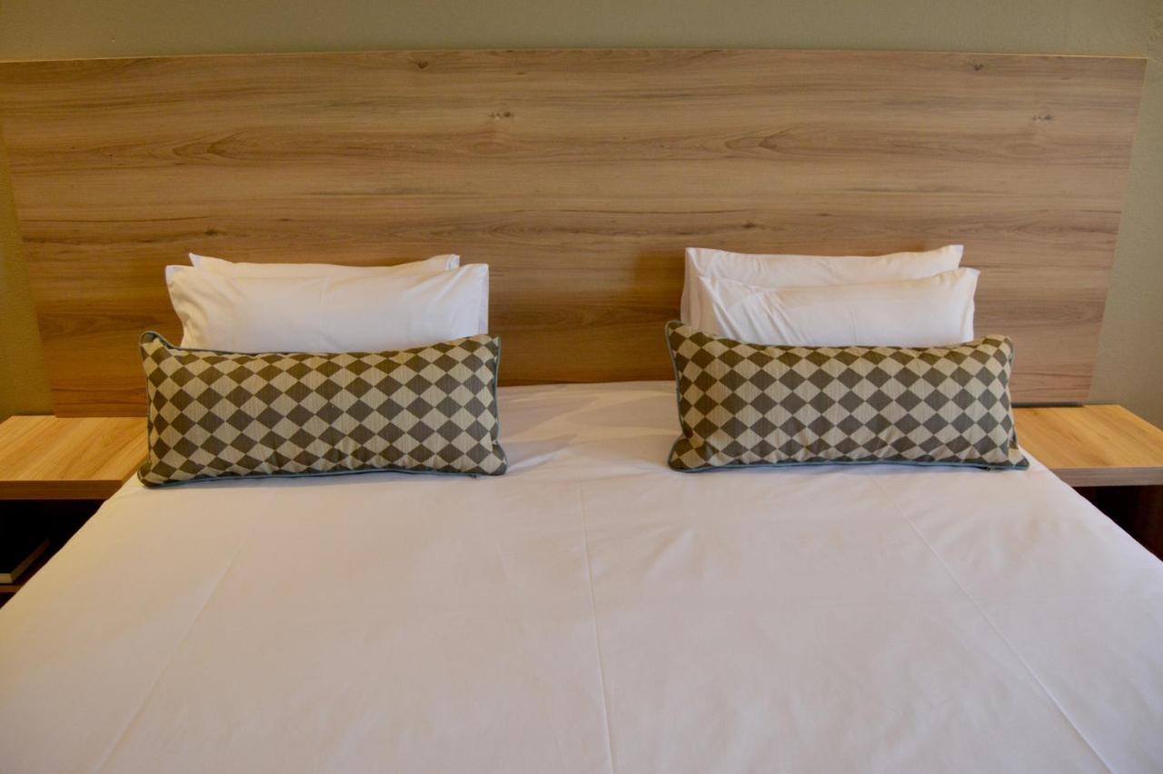 Regal Inn Hotel Midrand Ngoại thất bức ảnh
